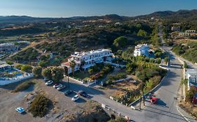 Corafili Holiday Suites